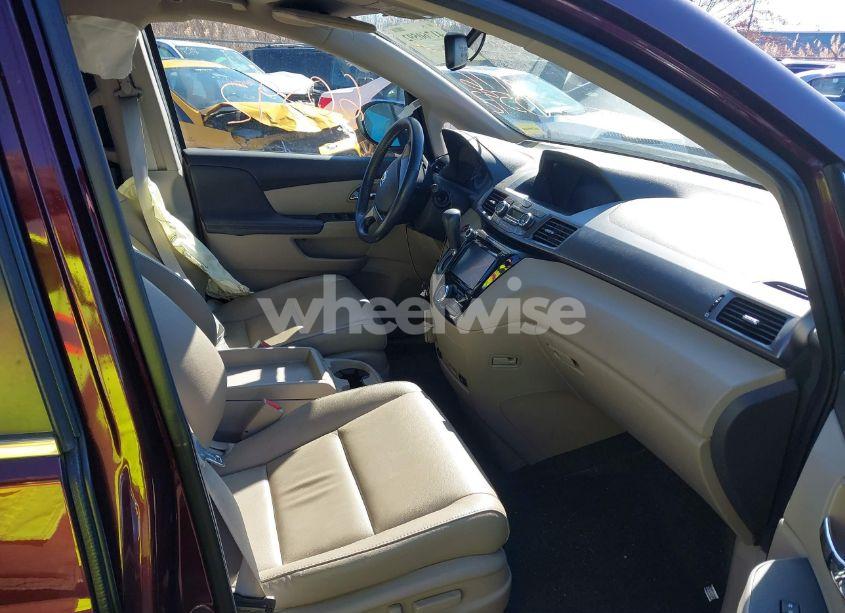 Photo 5 of 2014 Honda Odyssey EX-L (VIN 5FNRL5H65EB019897)