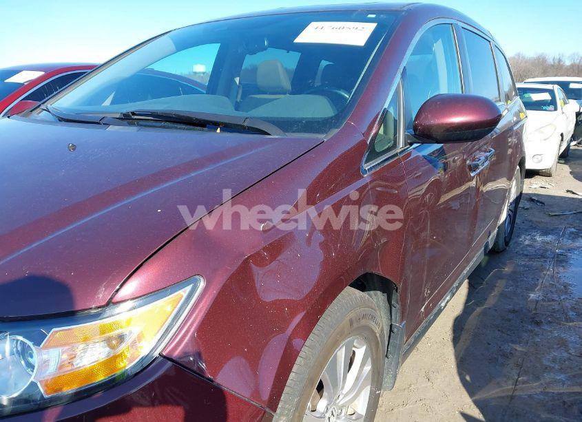 Photo 6 of 2014 Honda Odyssey EX-L (VIN 5FNRL5H65EB019897)