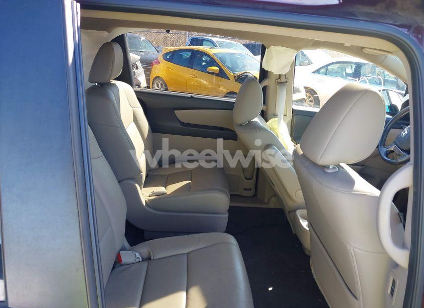 Photo 8 of 2014 Honda Odyssey EX-L (VIN 5FNRL5H65EB019897)