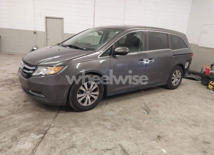 Photo 2 of 2014 Honda Odyssey EX-L (VIN 5FNRL5H65EB022878)