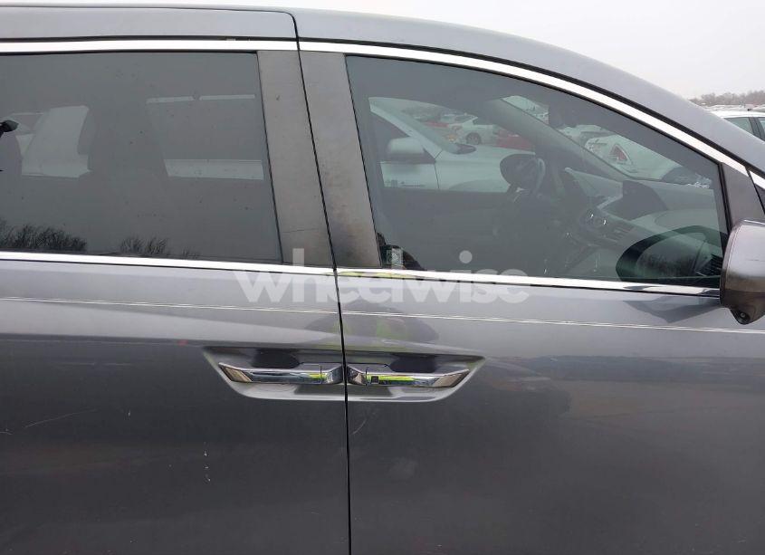Photo 12 of 2014 Honda Odyssey EX-L (VIN 5FNRL5H65EB039017)
