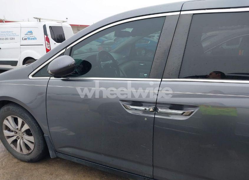 Photo 13 of 2014 Honda Odyssey EX-L (VIN 5FNRL5H65EB039017)