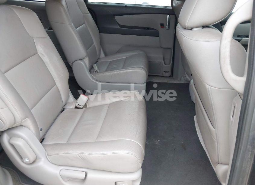 Photo 8 of 2014 Honda Odyssey EX-L (VIN 5FNRL5H65EB039017)