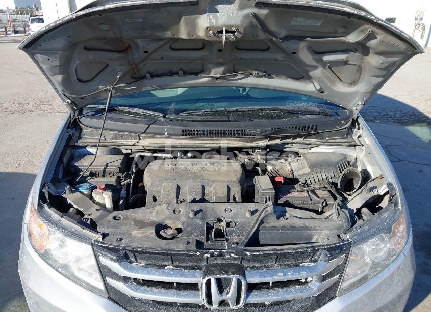 Photo 10 of 2014 Honda Odyssey EX-L (VIN 5FNRL5H65EB043813)