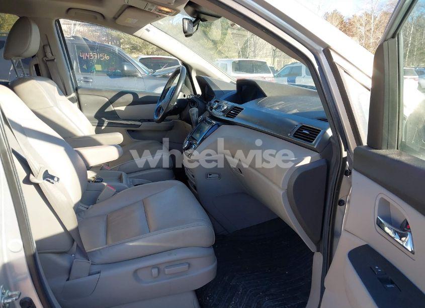 Photo 5 of 2014 Honda Odyssey EX-L (VIN 5FNRL5H65EB043813)