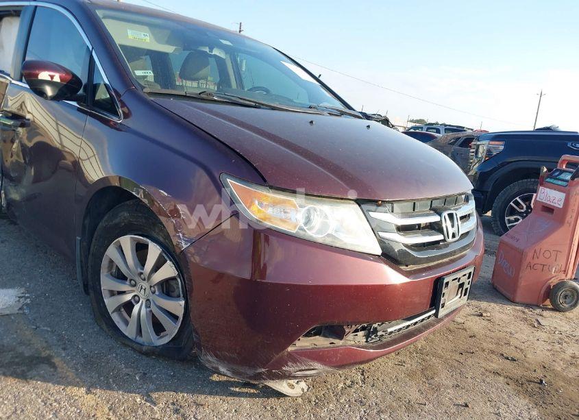 Photo 6 of 2014 Honda Odyssey EX-L (VIN 5FNRL5H65EB049983)