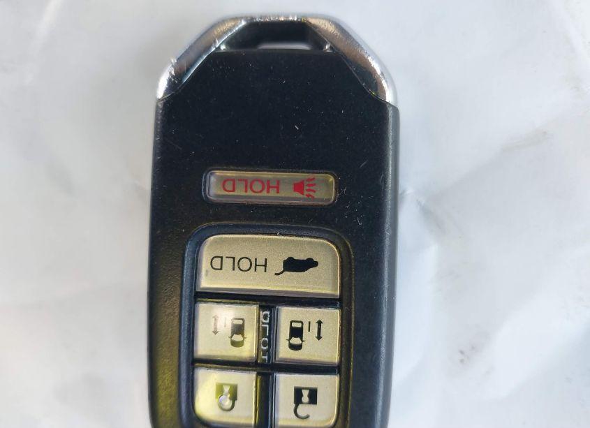 Photo 11 of 2014 Honda Odyssey EX-L (VIN 5FNRL5H65EB056514)