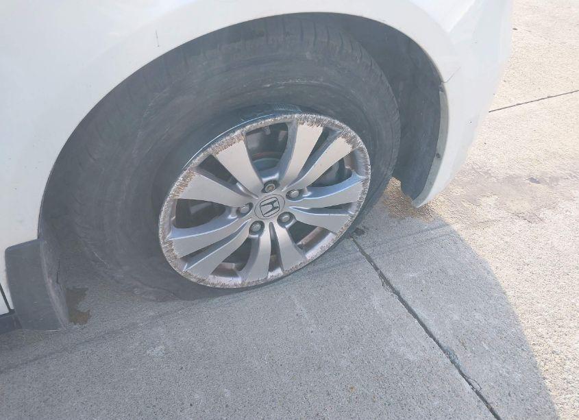 Photo 12 of 2014 Honda Odyssey EX-L (VIN 5FNRL5H65EB056514)