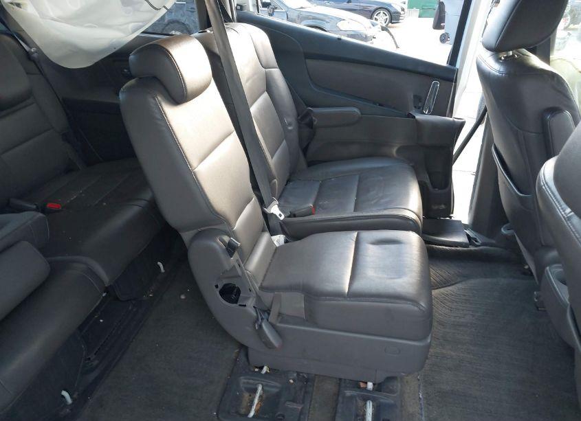 Photo 8 of 2014 Honda Odyssey EX-L (VIN 5FNRL5H65EB056514)