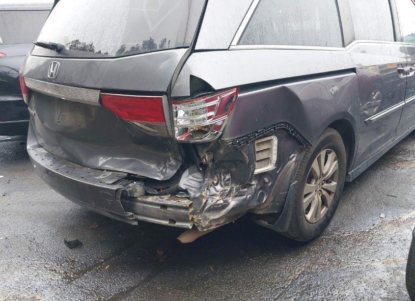 Photo 6 of 2014 Honda Odyssey EX-L (VIN 5FNRL5H65EB068565)