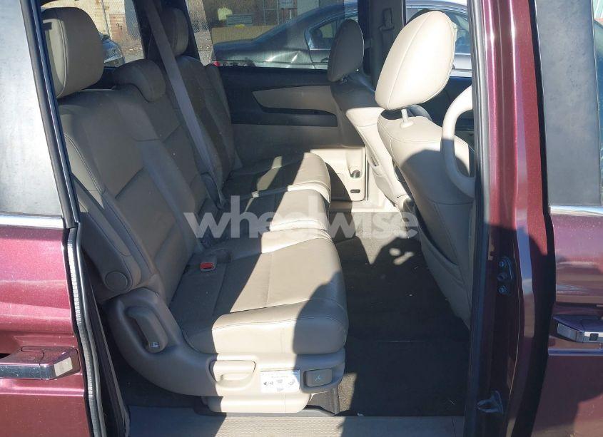 Photo 8 of 2014 Honda Odyssey EX-L (VIN 5FNRL5H65EB073197)