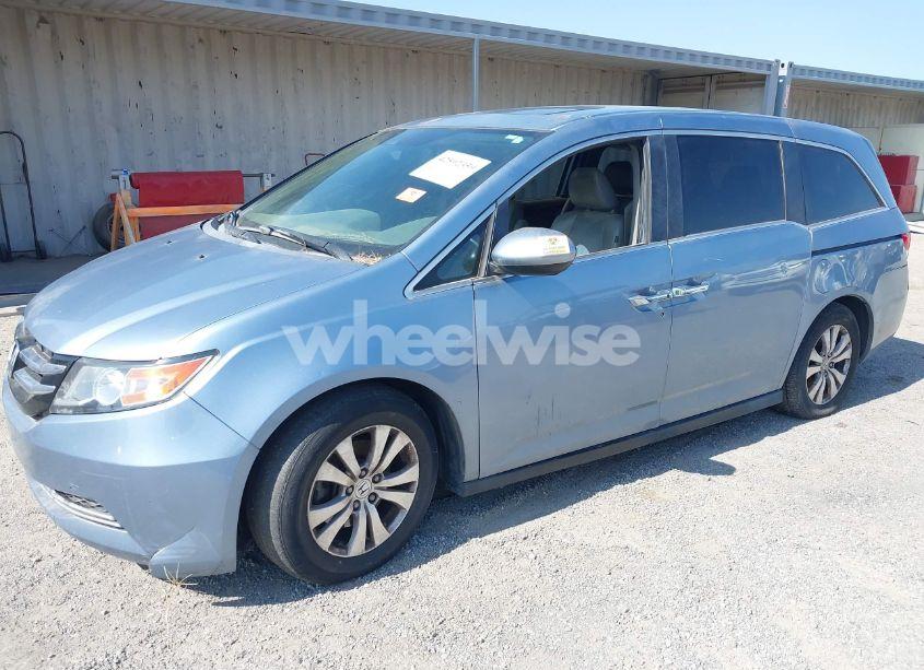 Photo 2 of 2014 Honda Odyssey EX-L (VIN 5FNRL5H65EB103900)