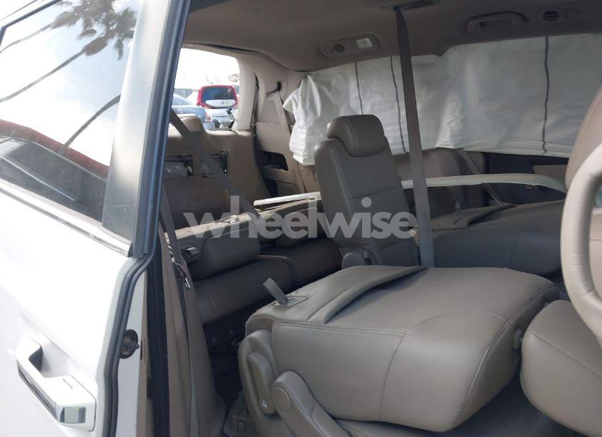 Photo 8 of 2014 Honda Odyssey EX-L (VIN 5FNRL5H65EB109552)