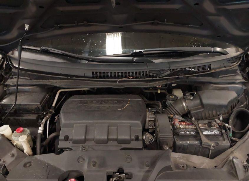 Photo 10 of 2014 Honda Odyssey EX-L (VIN 5FNRL5H65EB124648)