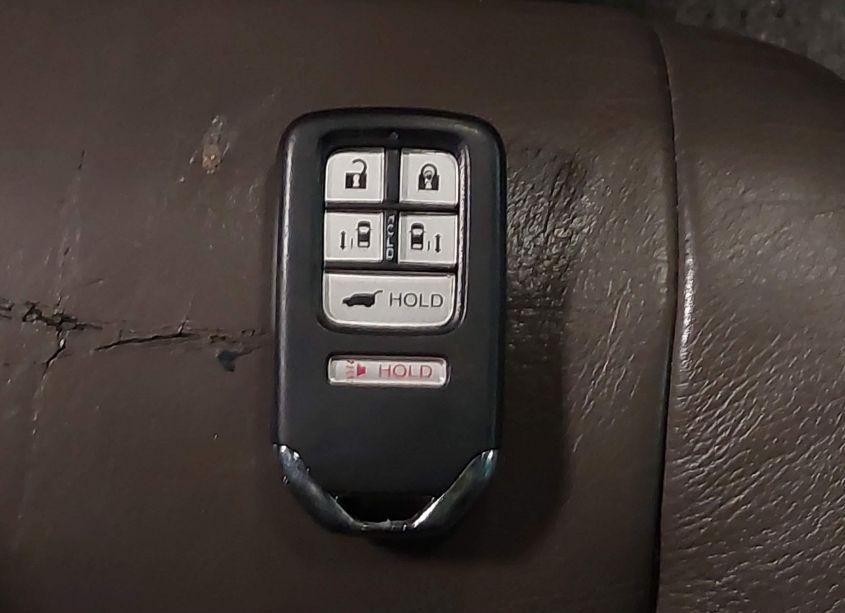 Photo 11 of 2014 Honda Odyssey EX-L (VIN 5FNRL5H65EB124648)
