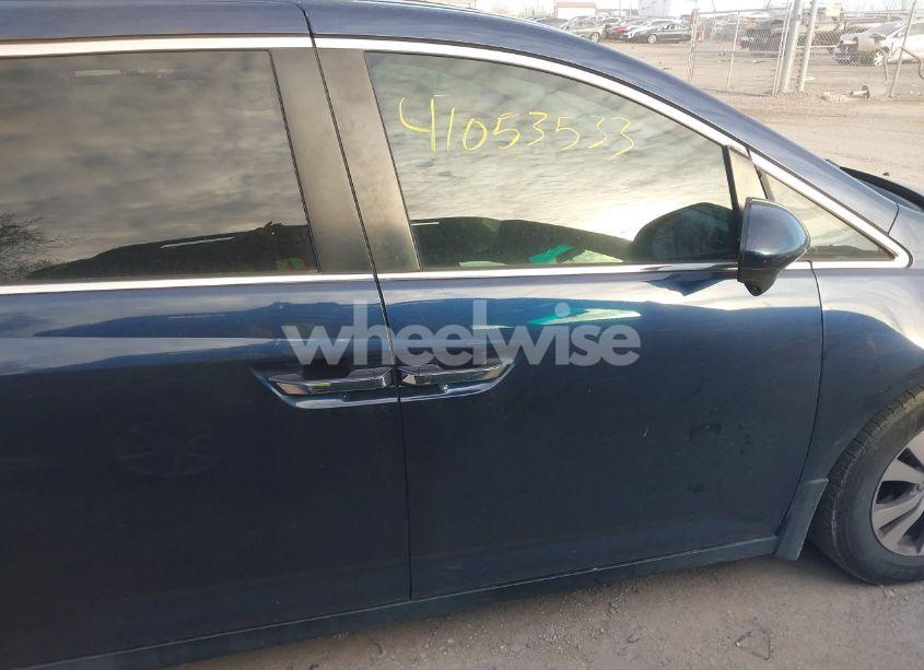 Photo 13 of 2014 Honda Odyssey EX-L (VIN 5FNRL5H65EB126139)