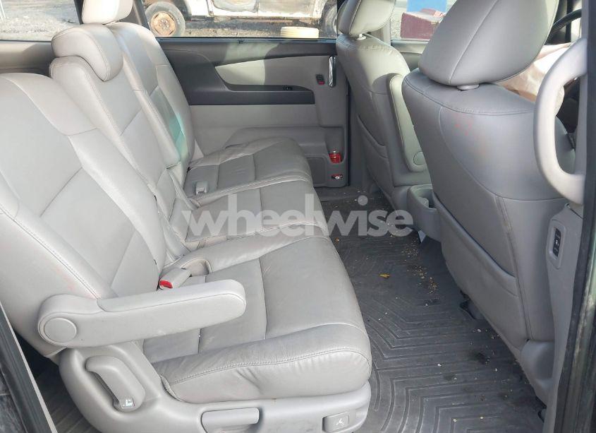Photo 8 of 2014 Honda Odyssey EX-L (VIN 5FNRL5H65EB126139)