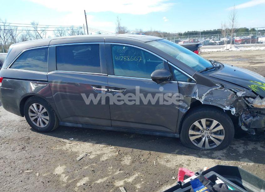 Photo 13 of 2014 Honda Odyssey EX-L (VIN 5FNRL5H65EB127517)
