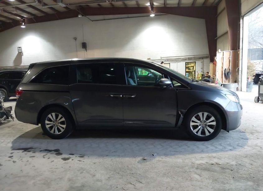 Photo 13 of 2014 Honda Odyssey EX-L (VIN 5FNRL5H65EB132233)
