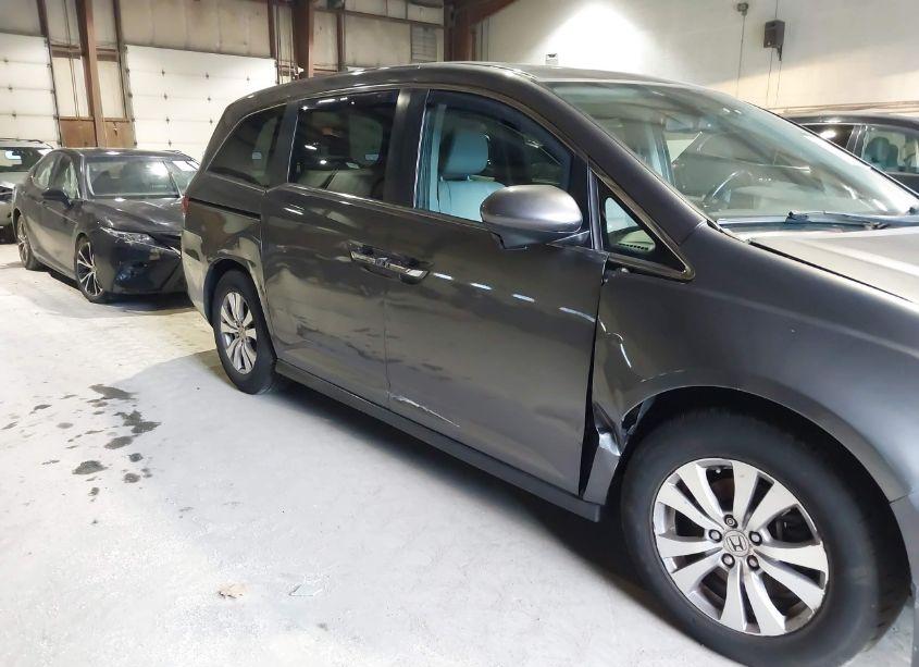 Photo 17 of 2014 Honda Odyssey EX-L (VIN 5FNRL5H65EB132233)
