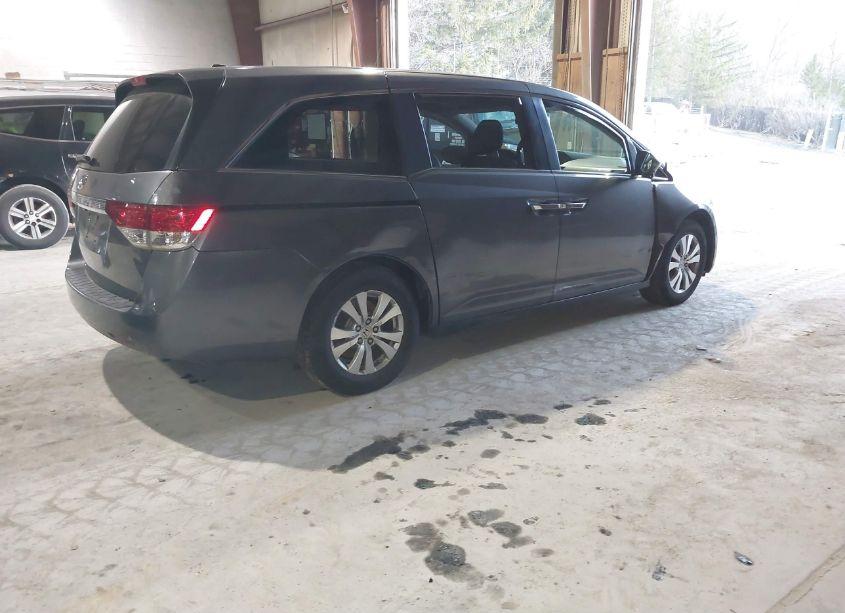 Photo 4 of 2014 Honda Odyssey EX-L (VIN 5FNRL5H65EB132233)
