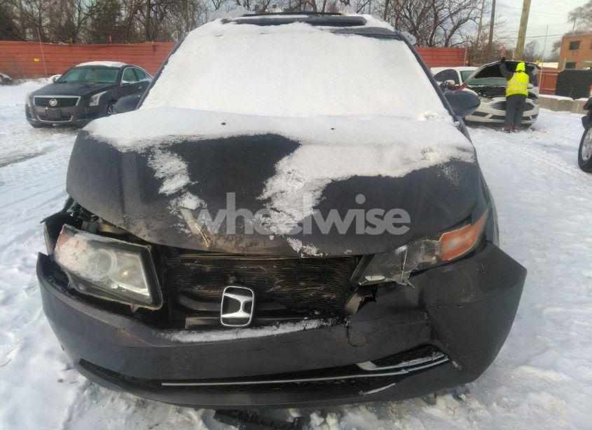 Photo 6 of 2015 Honda Odyssey EX-L (VIN 5FNRL5H65FB001160)