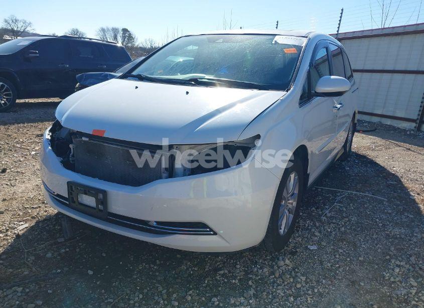 Photo 2 of 2015 Honda Odyssey EX-L (VIN 5FNRL5H65FB003927)