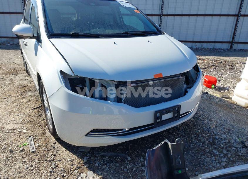 Photo 6 of 2015 Honda Odyssey EX-L (VIN 5FNRL5H65FB003927)