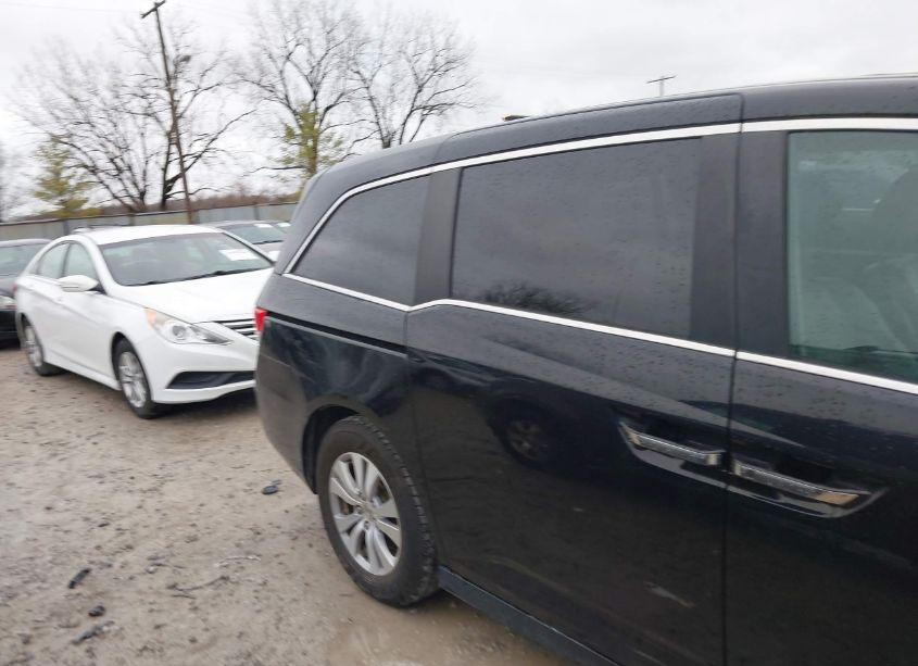 Photo 6 of 2015 Honda Odyssey EX-L (VIN 5FNRL5H65FB009890)