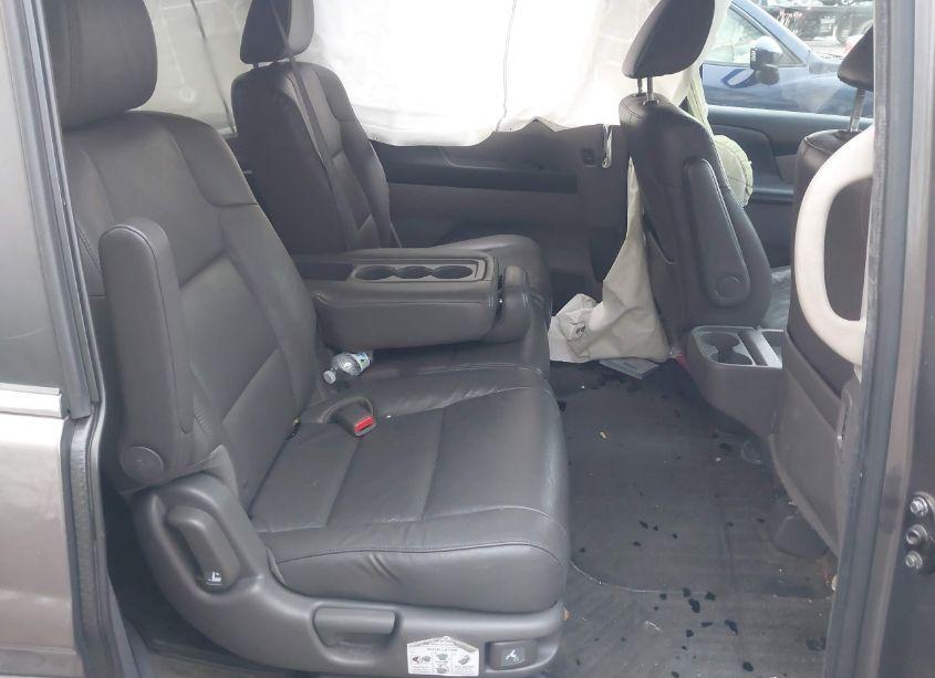 Photo 8 of 2015 Honda Odyssey EX-L (VIN 5FNRL5H65FB012255)