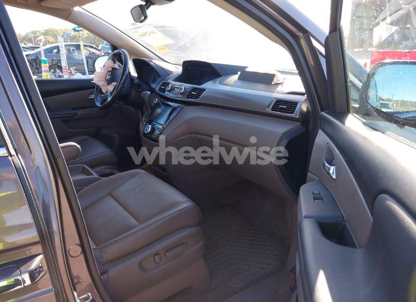 Photo 5 of 2015 Honda Odyssey EX-L (VIN 5FNRL5H65FB045143)