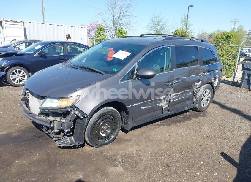 Photo 2 of 2016 Honda Odyssey EX-L (VIN 5FNRL5H65GB024360)
