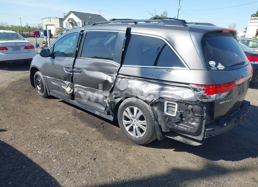 Photo 3 of 2016 Honda Odyssey EX-L (VIN 5FNRL5H65GB024360)