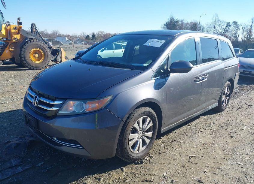 Photo 2 of 2016 Honda Odyssey EX-L (VIN 5FNRL5H65GB028697)