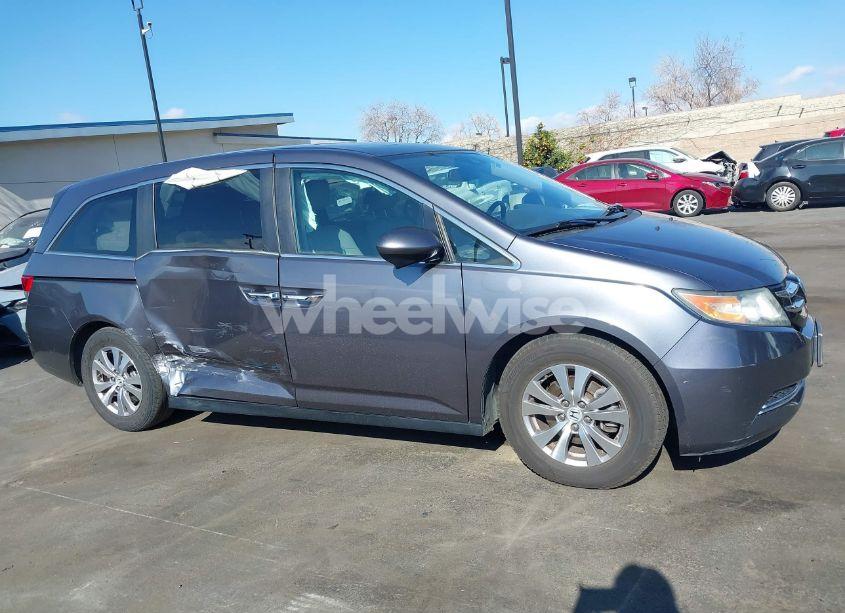 Photo 13 of 2016 Honda Odyssey EX-L (VIN 5FNRL5H65GB050134)