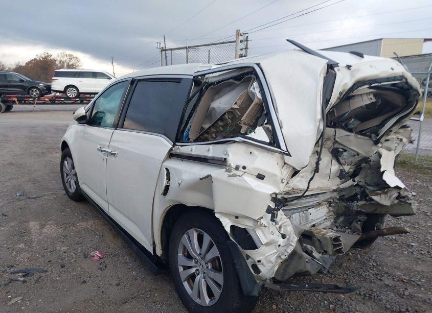 Photo 3 of 2016 Honda Odyssey EX-L (VIN 5FNRL5H65GB066155)