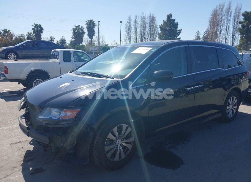Photo 2 of 2016 Honda Odyssey EX-L (VIN 5FNRL5H65GB083425)