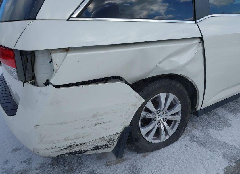 Photo 6 of 2016 Honda Odyssey EX-L (VIN 5FNRL5H65GB089516)