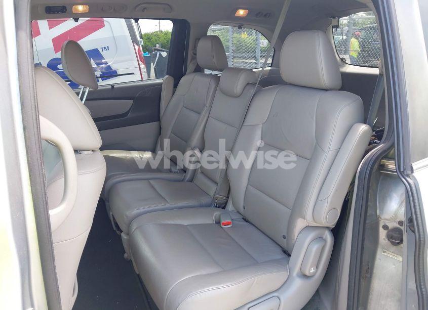 Photo 8 of 2016 Honda Odyssey EX-L (VIN 5FNRL5H65GB090987)