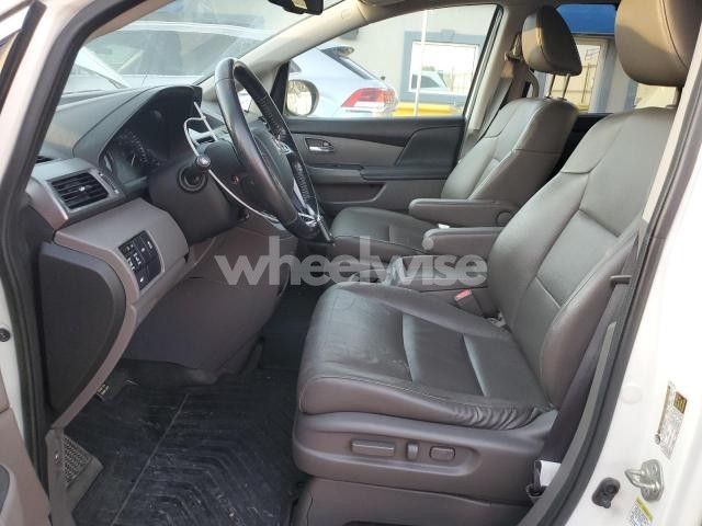 Photo 5 of 2016 HONDA ODYSSEY EXL (VIN 5FNRL5H65GB139508)