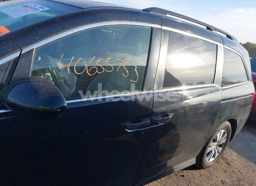 Photo 15 of 2017 Honda Odyssey EX-L (VIN 5FNRL5H65HB018883)