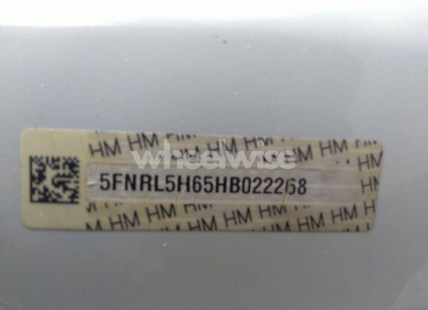 Photo 9 of 2017 Honda Odyssey EX-L (VIN 5FNRL5H65HB022268)