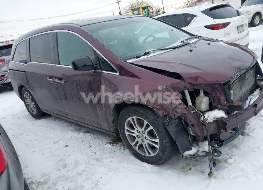 2011 Honda Odyssey EX-L (VIN 5FNRL5H66BB016602) main photo