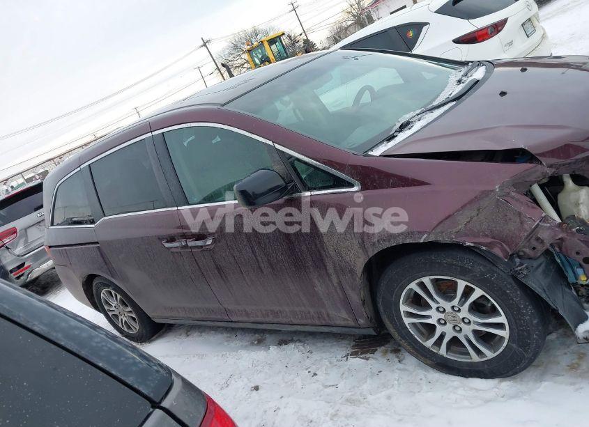 Photo 13 of 2011 Honda Odyssey EX-L (VIN 5FNRL5H66BB016602)