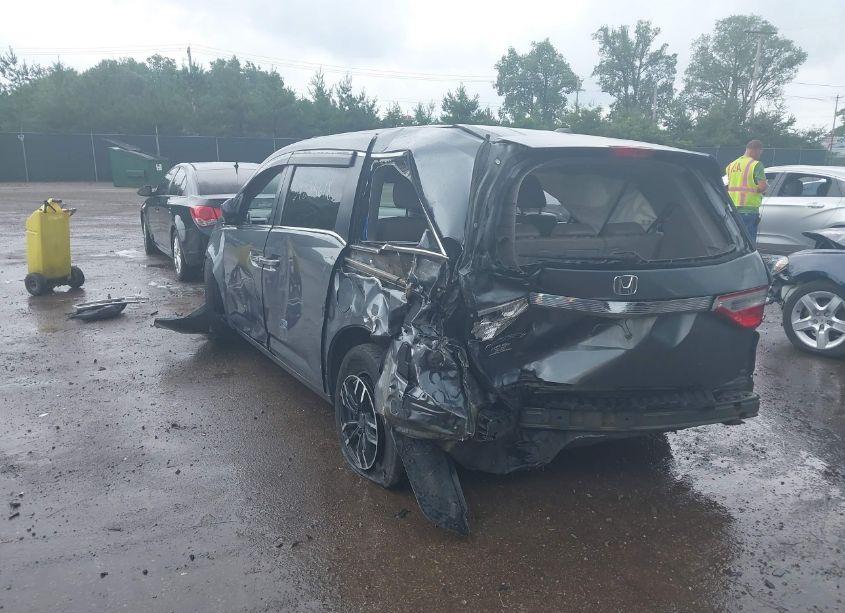 Photo 3 of 2011 Honda Odyssey EX-L (VIN 5FNRL5H66BB038020)