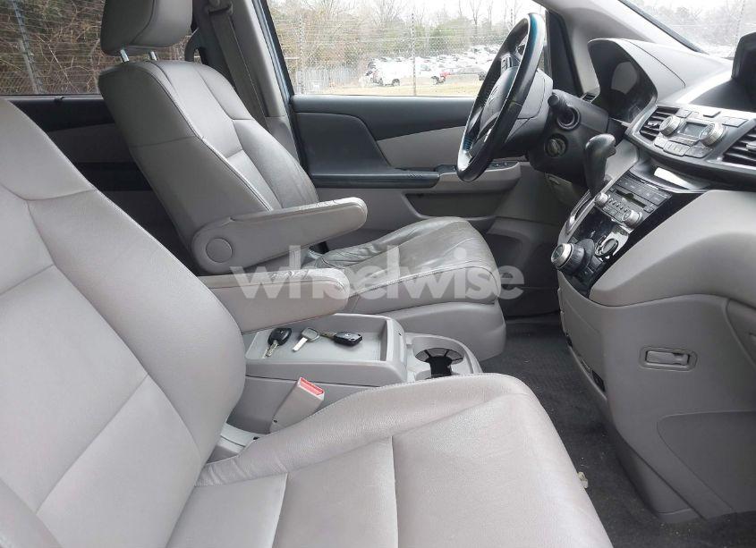 Photo 5 of 2011 Honda Odyssey EX-L (VIN 5FNRL5H66BB039488)