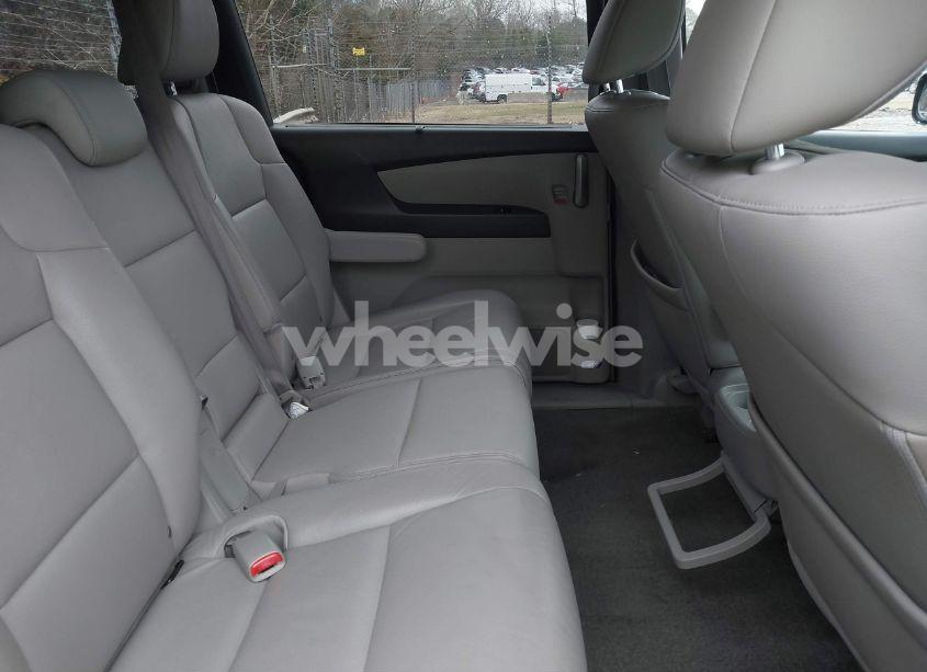 Photo 8 of 2011 Honda Odyssey EX-L (VIN 5FNRL5H66BB039488)
