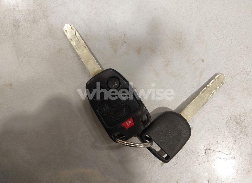 Photo 11 of 2011 Honda Odyssey EX-L (VIN 5FNRL5H66BB041063)