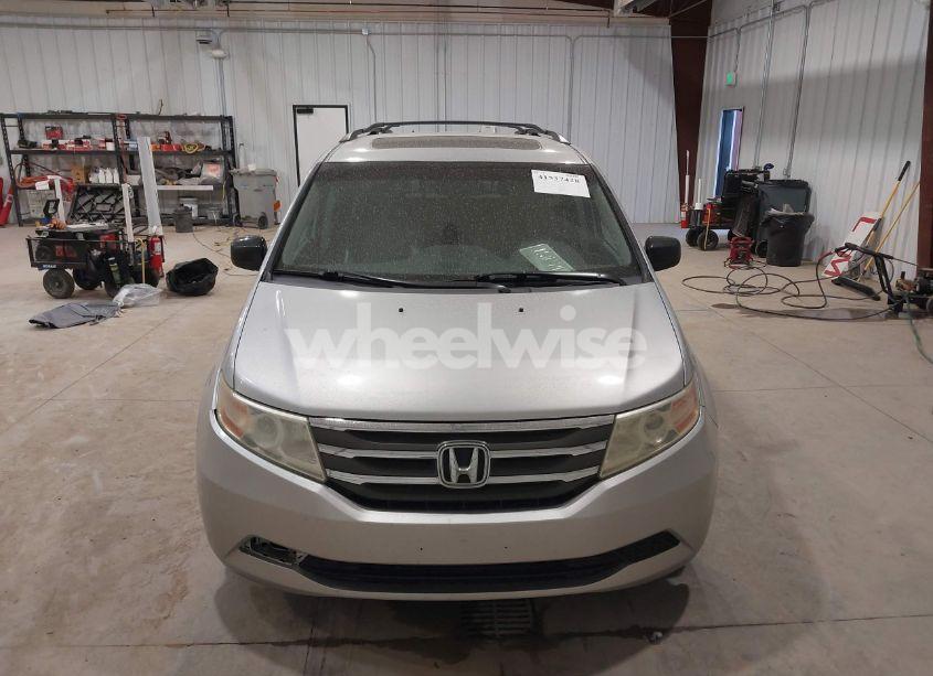 Photo 12 of 2011 Honda Odyssey EX-L (VIN 5FNRL5H66BB041063)