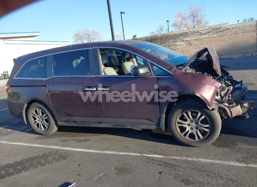 Photo 14 of 2011 Honda Odyssey EX-L (VIN 5FNRL5H66BB055142)